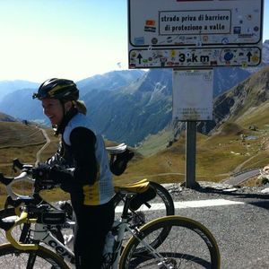 Meet your Posher, Dee